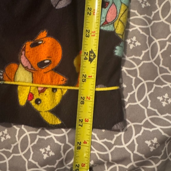 Pokemon Pajamas Black Starters 2 Pc Flannel PJs size 6/7 - Picture 8 of 12